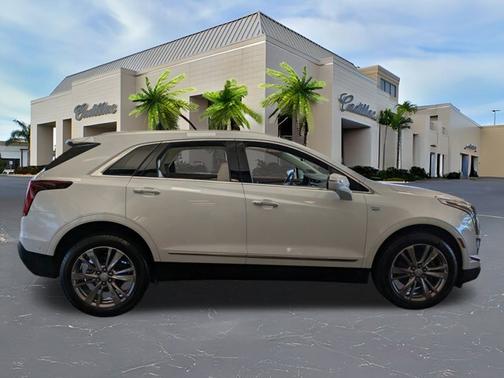 2024 Cadillac XT5 AWD Premium Luxury