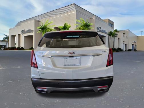 2024 Cadillac XT5 AWD Premium Luxury