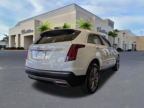 2024 Cadillac XT5 AWD Premium Luxury