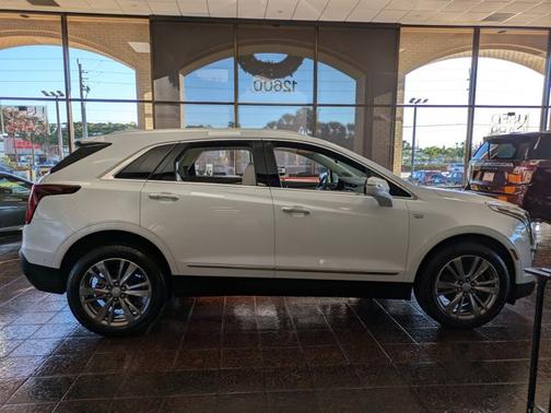 2024 Cadillac XT5 AWD Premium Luxury