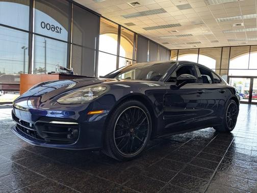 2023 Porsche Panamera 4DR RWD