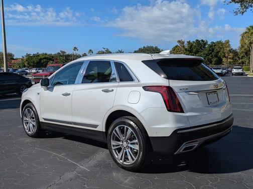 2021 Cadillac XT5 FWD Premium Luxury