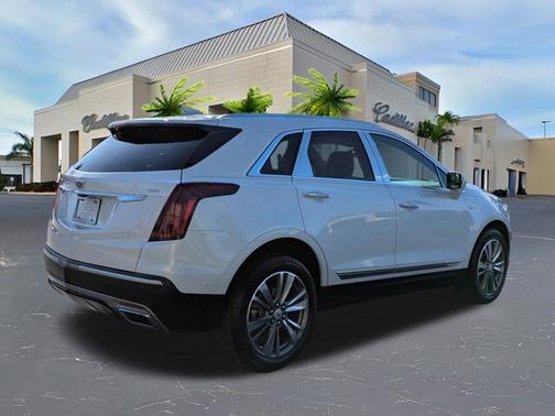 2021 Cadillac XT5 FWD Premium Luxury