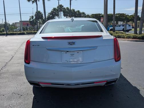 2017 Cadillac XTS Luxury