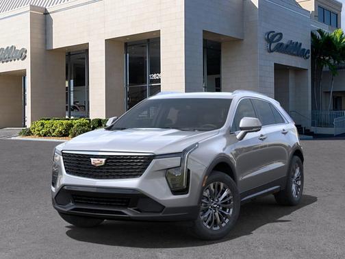 2025 Cadillac XT4 FWD Premium Luxury