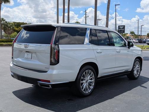 Crystal White Tricoat 2022 Cadillac Escalade Premium Luxury