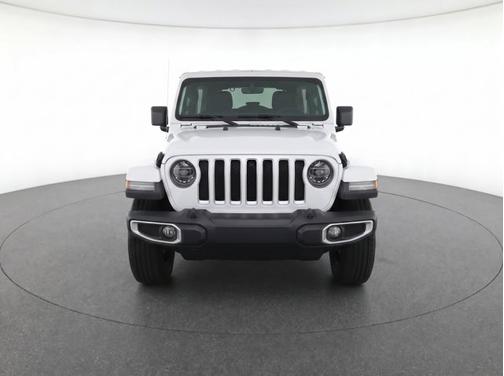 Bright White Clearcoat 2024 Jeep Wrangler Sahara