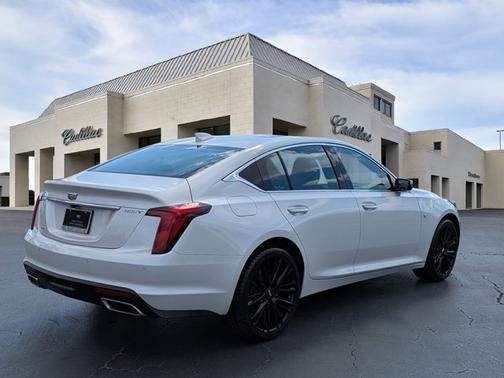 2023 Cadillac CT5 Premium Luxury