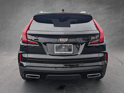 2024 Cadillac XT4 FWD Premium Luxury