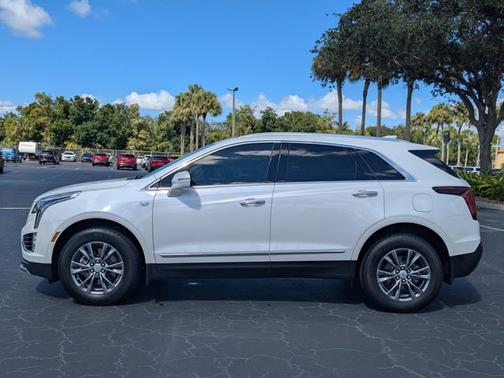 2023 Cadillac XT5 FWD Premium Luxury