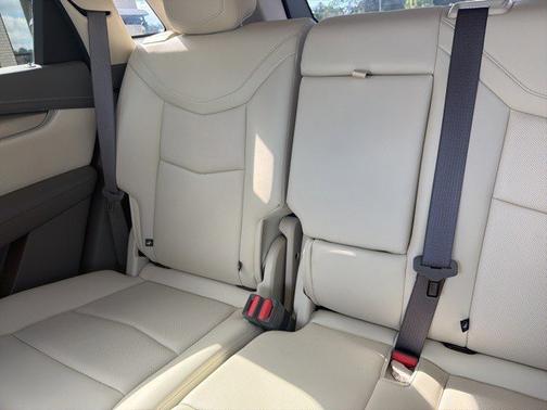 2023 Cadillac XT5 FWD Premium Luxury