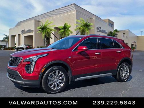 2022 Cadillac XT4 AWD Premium Luxury