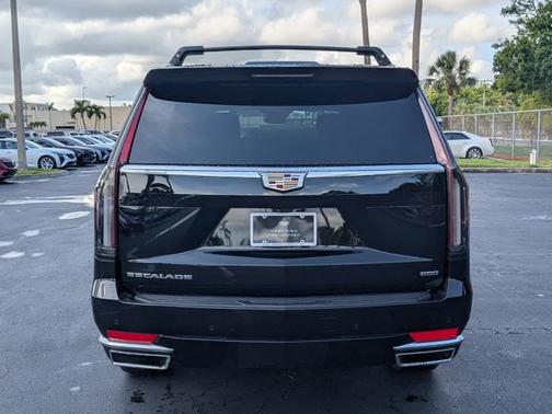 2023 Cadillac Escalade ESV 4WD Premium Luxury