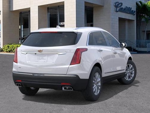 2026 Cadillac XT5 AWD Luxury