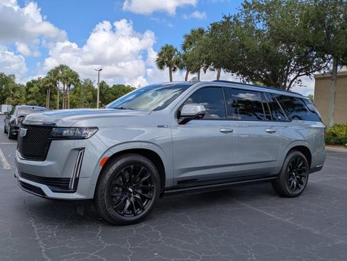 Argent Silver Metallic 2024 Cadillac Escalade ESV 4WD Sport Platinum