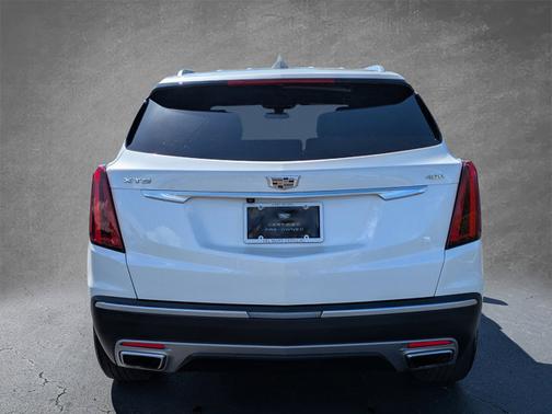 2023 Cadillac XT5 FWD Premium Luxury