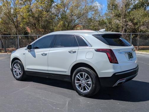 2023 Cadillac XT5 FWD Premium Luxury
