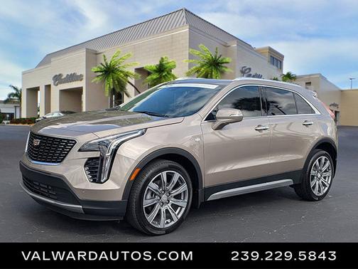 2023 Cadillac XT4 FWD Premium Luxury