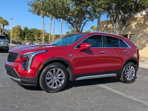 2019 Cadillac XT4 FWD Premium Luxury