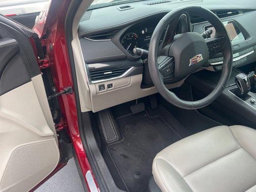 2019 Cadillac XT4 FWD Premium Luxury