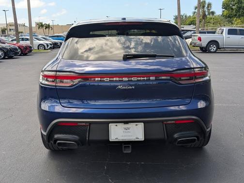 2022 Porsche Macan 4DR AWD