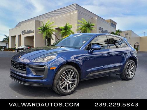 2022 Porsche Macan 4DR AWD