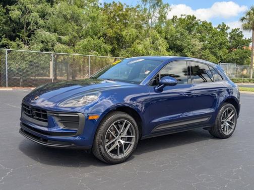 2022 Porsche Macan 4DR AWD
