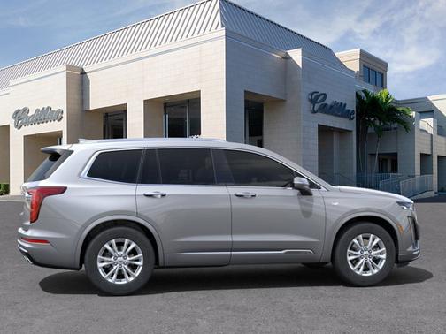 2025 Cadillac XT6 FWD Luxury