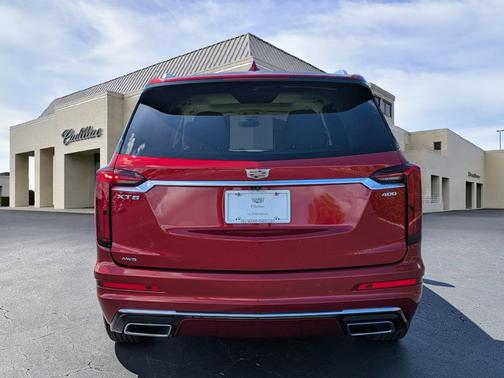 2023 Cadillac XT6 AWD Premium Luxury