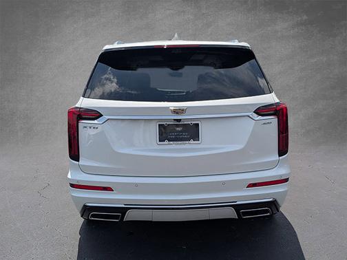 2023 Cadillac XT6 FWD Premium Luxury