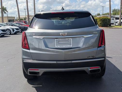 2021 Cadillac XT5 FWD Premium Luxury