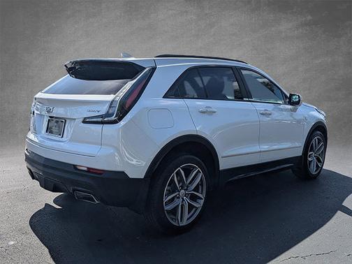 2022 Cadillac XT4 AWD Sport