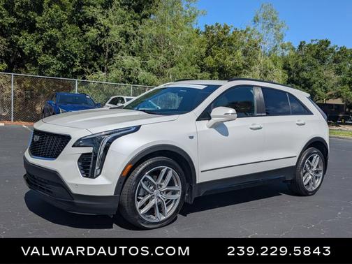 2022 Cadillac XT4 AWD Sport
