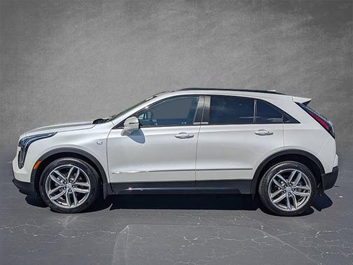 2022 Cadillac XT4 AWD Sport