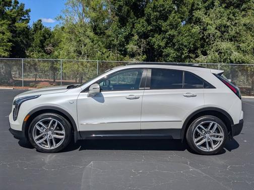 2022 Cadillac XT4 AWD Sport