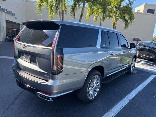 2023 Cadillac Escalade ESV 4WD Premium Luxury