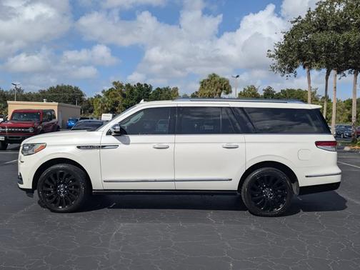 2022 Lincoln Navigator L Black Label