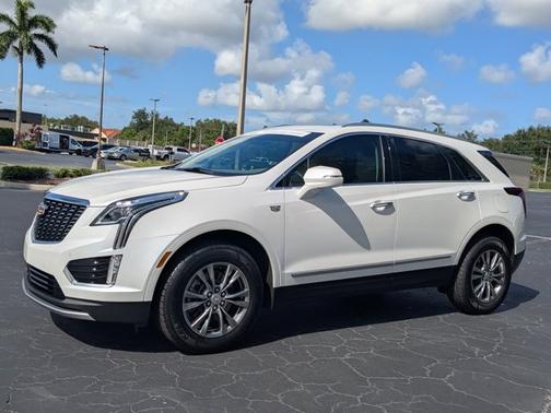 2023 Cadillac XT5 FWD Premium Luxury