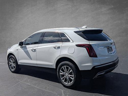 2023 Cadillac XT5 FWD Premium Luxury