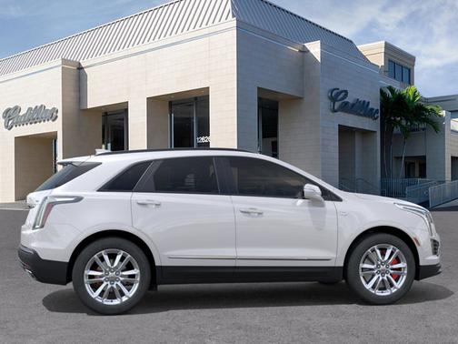 2025 Cadillac XT5 AWD Sport