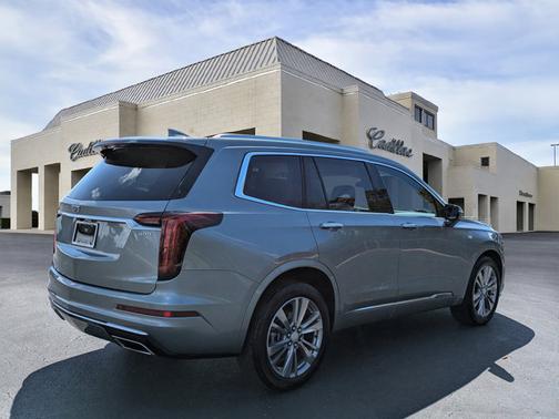 2023 Cadillac XT6 FWD Premium Luxury