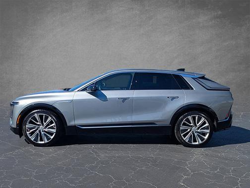 2024 Cadillac LYRIQ Luxury