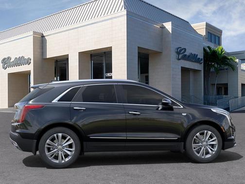 2025 Cadillac XT5 FWD Premium Luxury