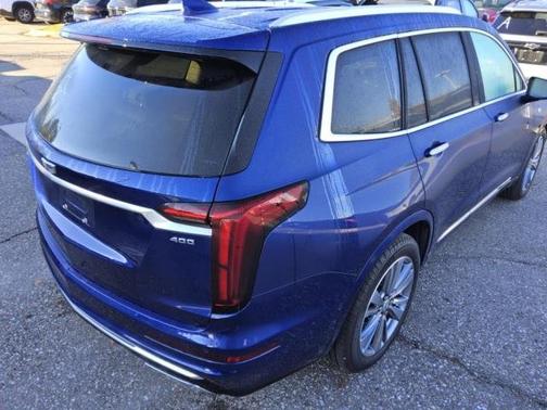 2025 Cadillac XT6 FWD Premium Luxury