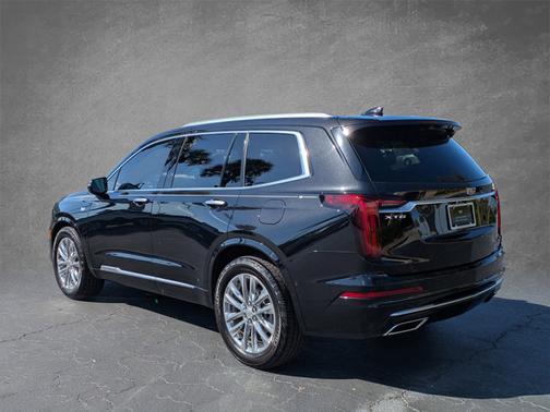 2023 Cadillac XT6 FWD Premium Luxury