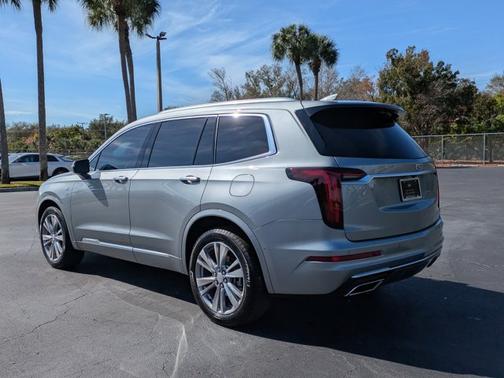 2024 Cadillac XT6 FWD Premium Luxury