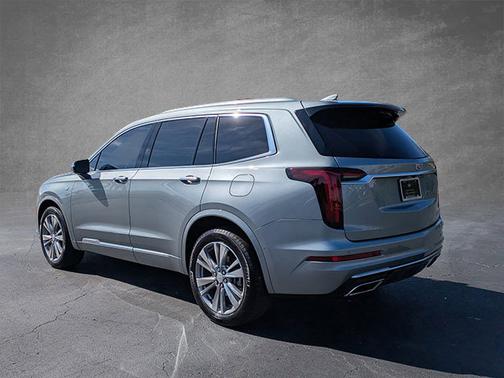 2024 Cadillac XT6 FWD Premium Luxury