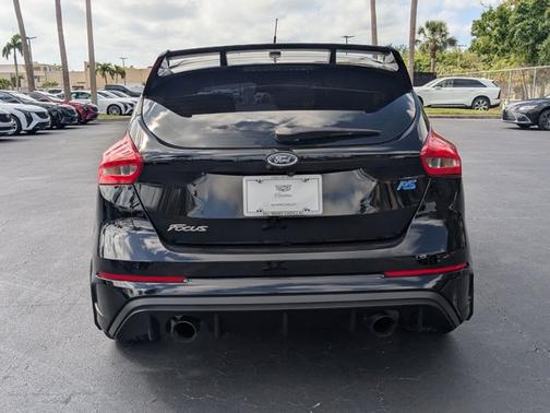 2017 Ford Focus RS Base