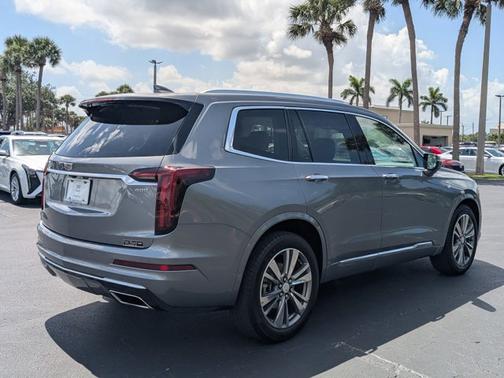 2021 Cadillac XT6 Premium Luxury