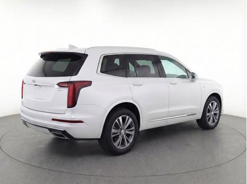 Crystal White Tricoat 2024 Cadillac XT6 AWD Premium Luxury